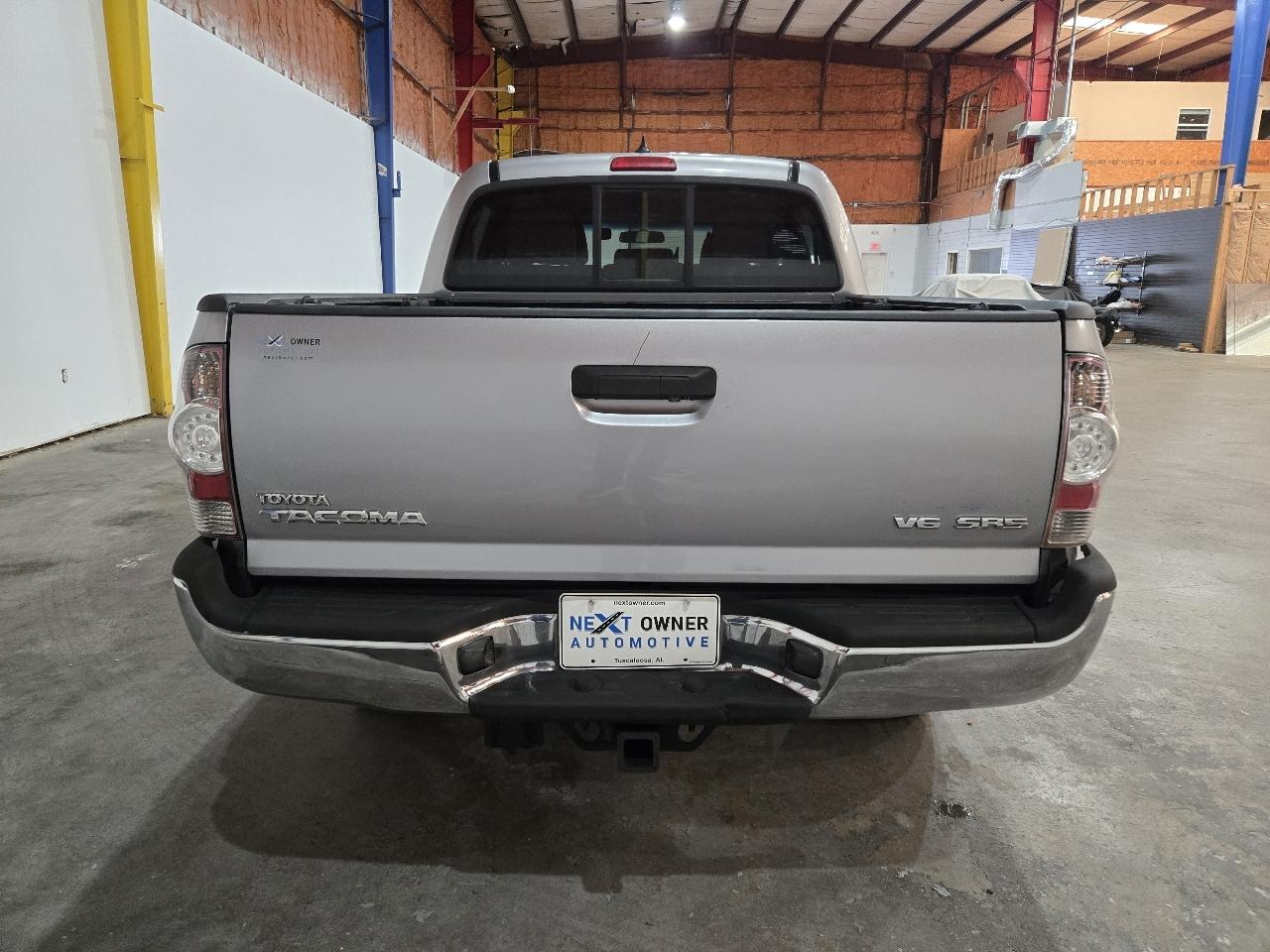 View vehicle photo 6