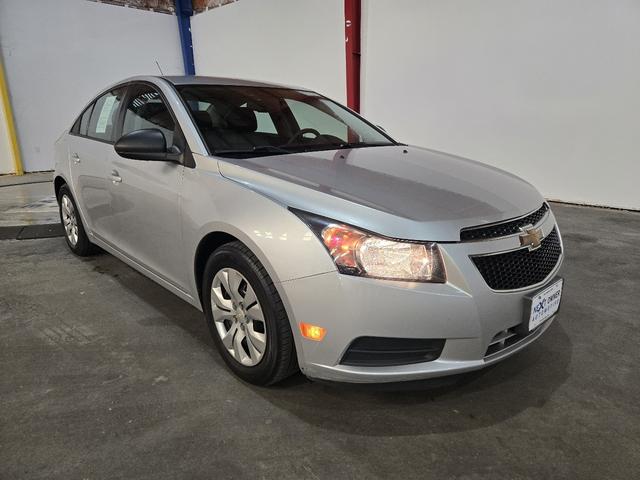 Silver 2014 Chevrolet Cruze LS Sedan FWD Sedan Front-Wheel Drive Automatic