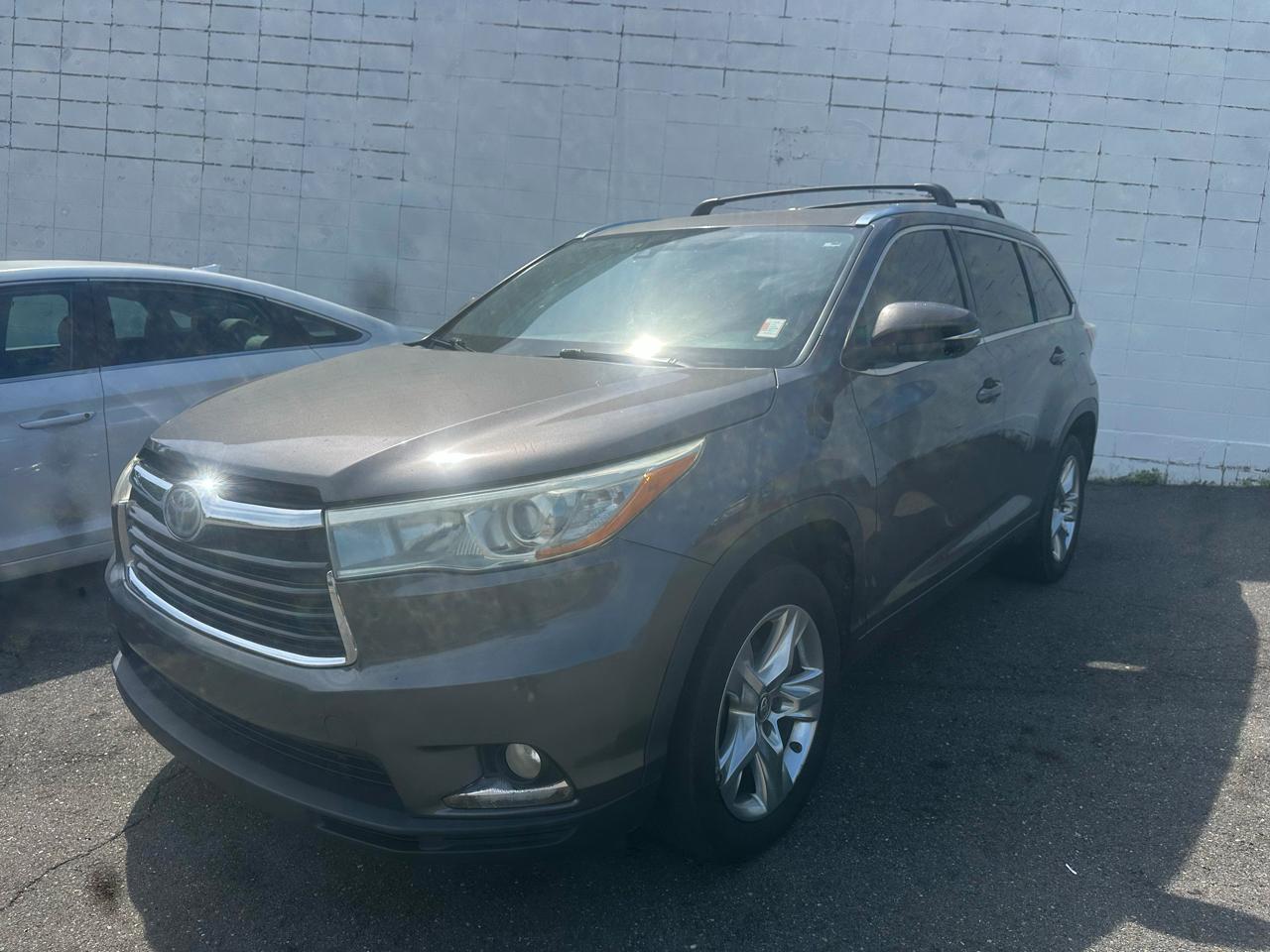 Toyota Highlander FWD 4dr V6 Limited (Natl) 2016