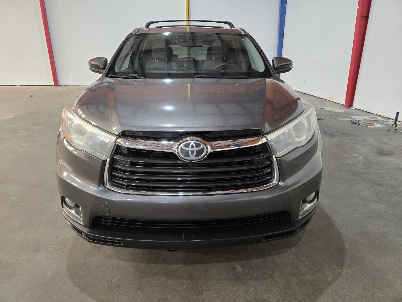 Toyota Highlander FWD 4dr V6 Limited (Natl) 2016