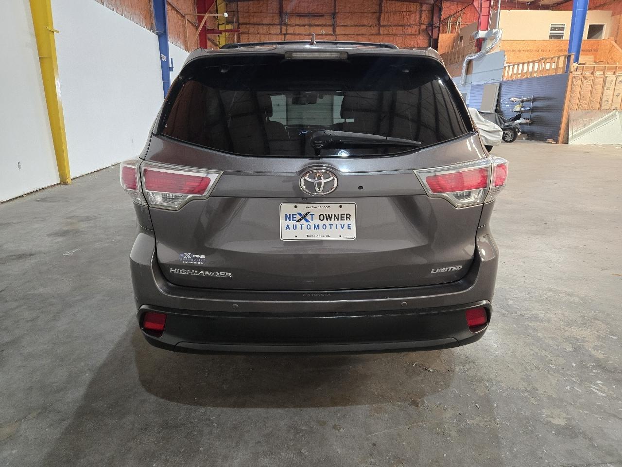 Toyota Highlander FWD 4dr V6 Limited (Natl) 2016