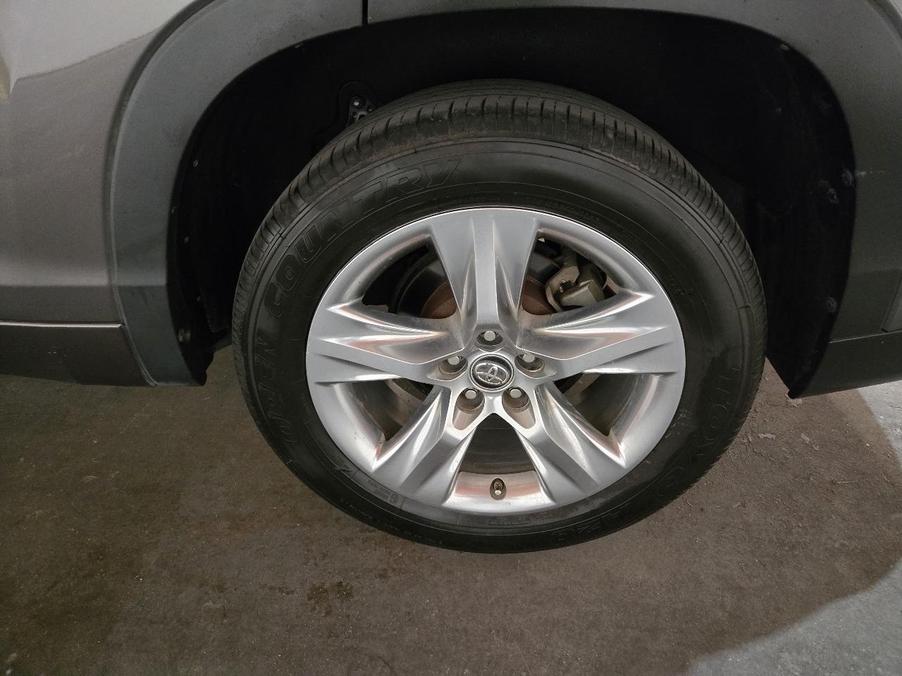 Toyota Highlander FWD 4dr V6 Limited (Natl) 2016