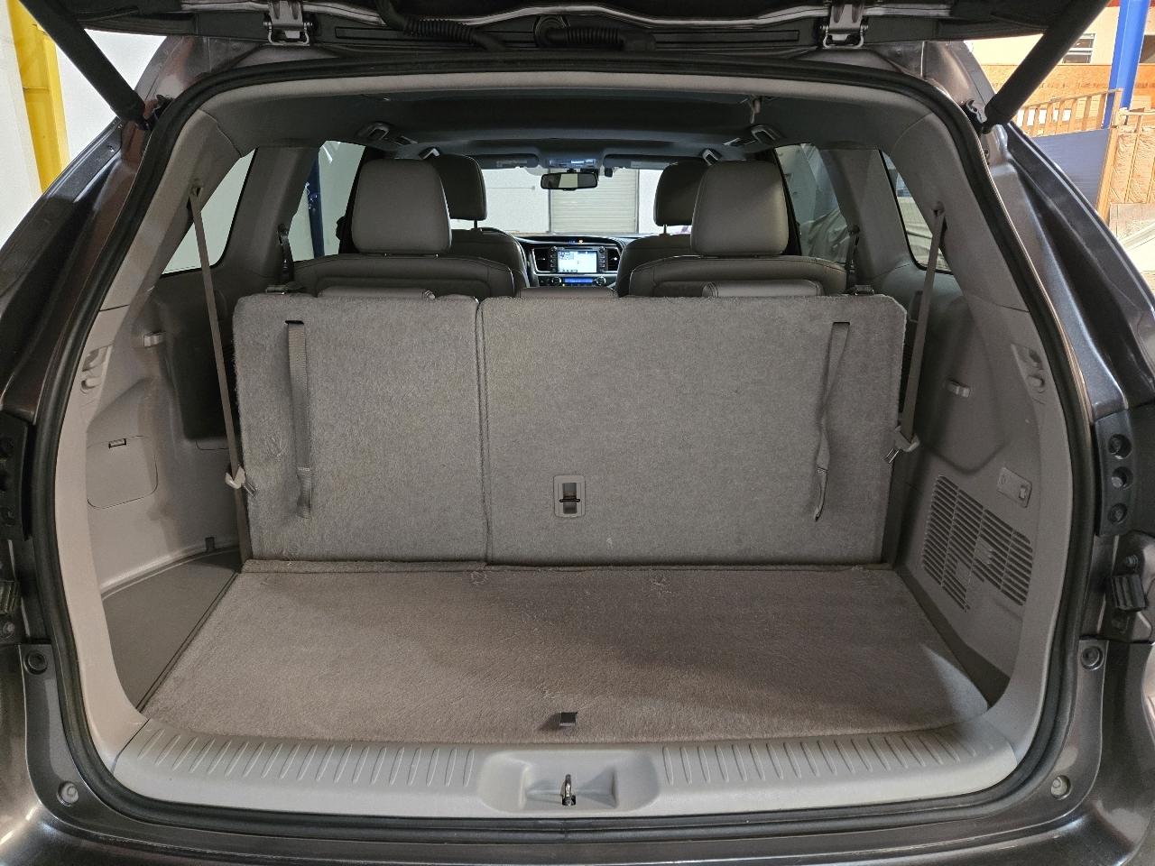 Toyota Highlander FWD 4dr V6 Limited (Natl) 2016