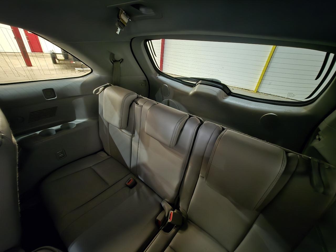 Toyota Highlander FWD 4dr V6 Limited (Natl) 2016