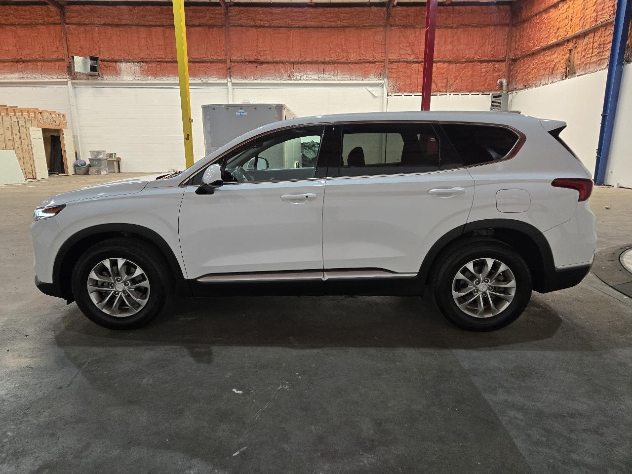 Hyundai Santa Fe SEL 2.4L Auto FWD 2020