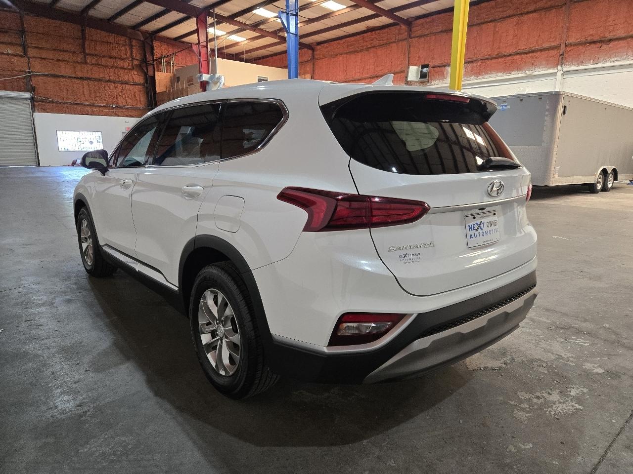 Hyundai Santa Fe SEL 2.4L Auto FWD 2020