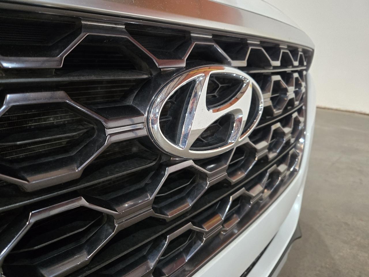 Hyundai Santa Fe SEL 2.4L Auto FWD 2020