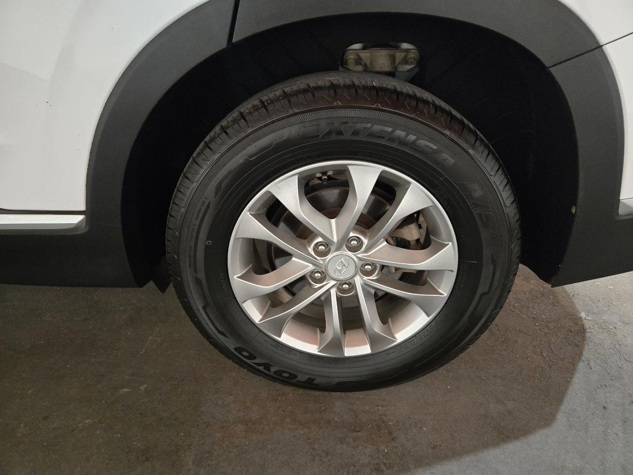 Hyundai Santa Fe SEL 2.4L Auto FWD 2020