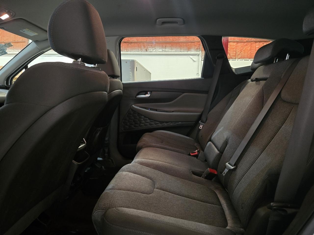 Hyundai Santa Fe SEL 2.4L Auto FWD 2020