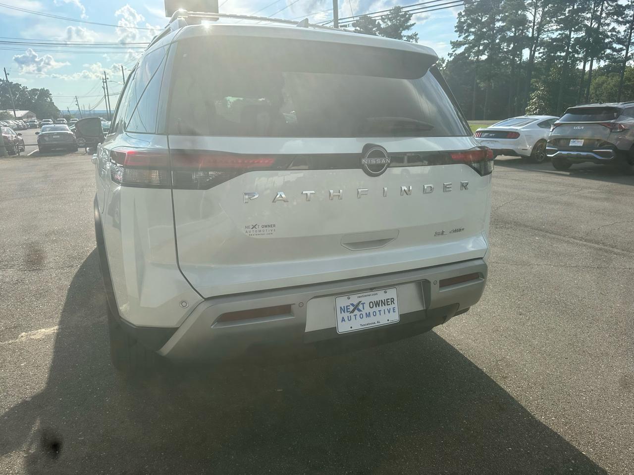 Nissan Pathfinder SL 4WD 2023