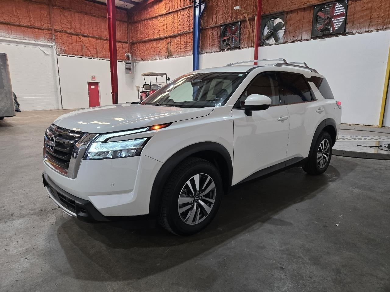 Nissan Pathfinder SL 4WD 2023
