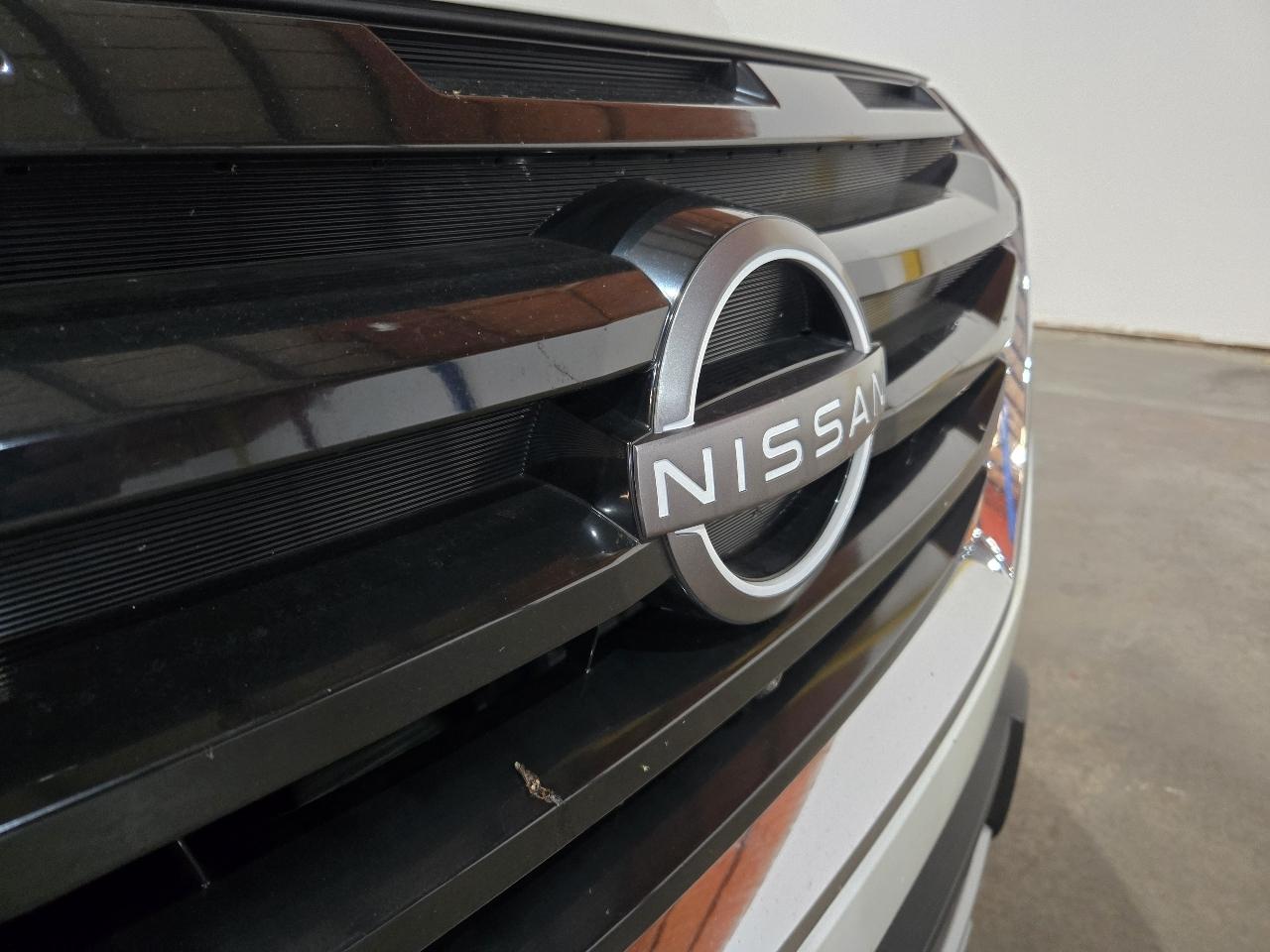 Nissan Pathfinder SL 4WD 2023