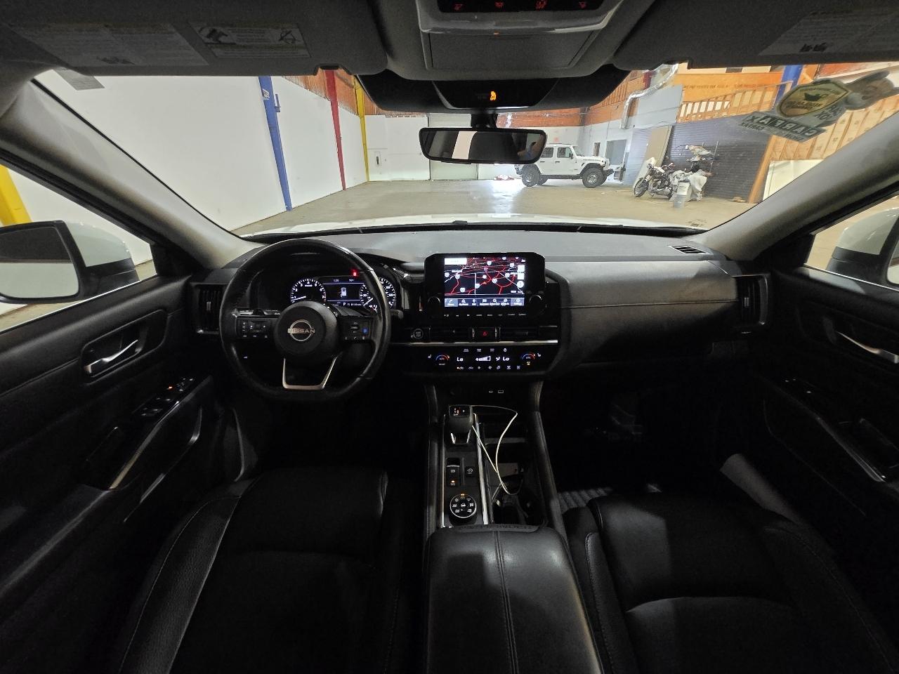 Nissan Pathfinder SL 4WD 2023
