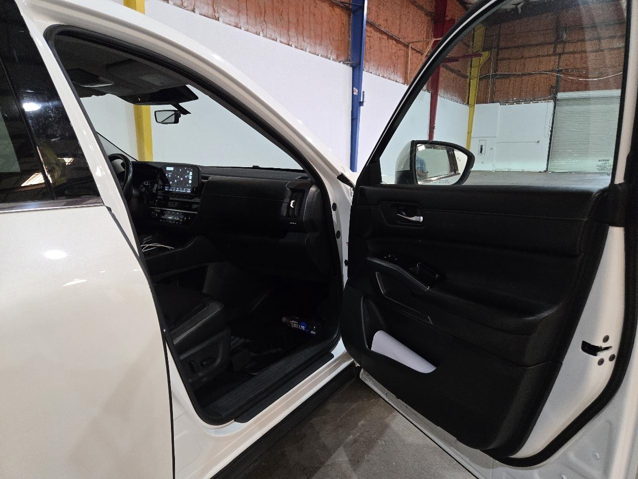 Nissan Pathfinder SL 4WD 2023