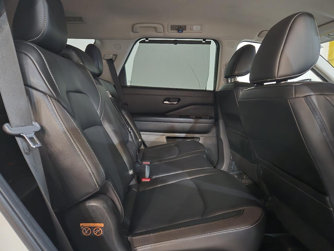 Nissan Pathfinder SL 4WD 2023