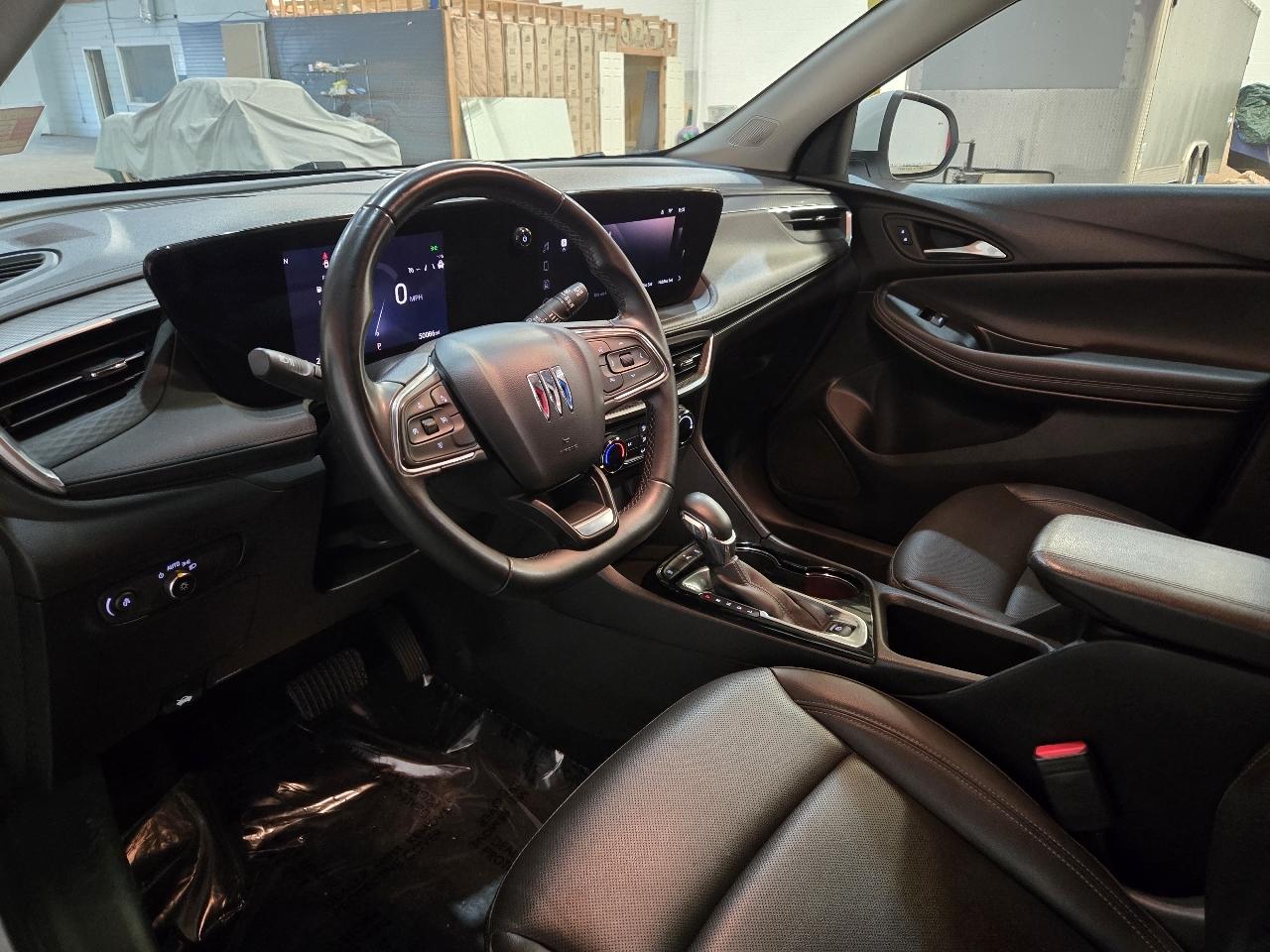 Buick Encore GX FWD 4dr Sport Touring 2024