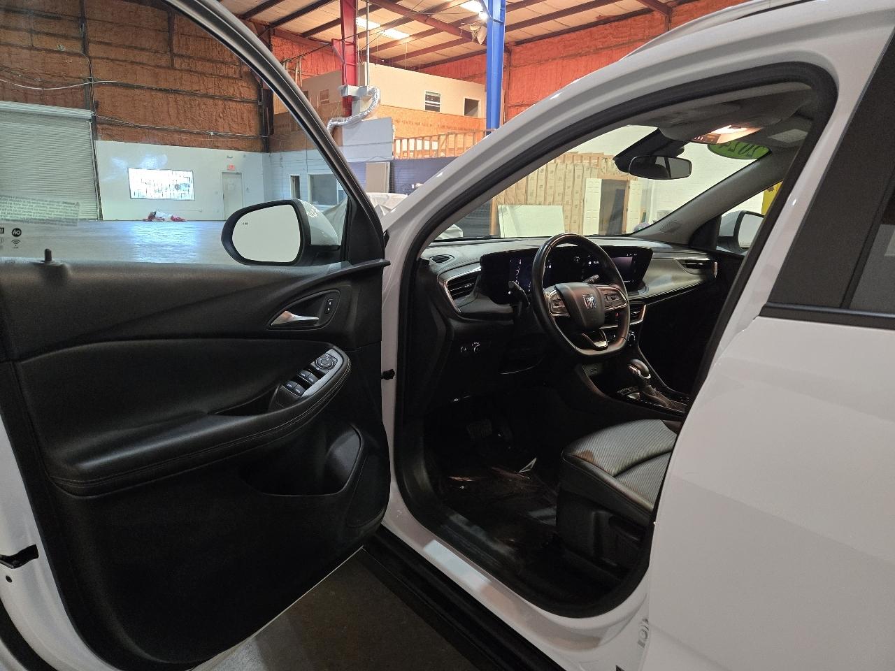 Buick Encore GX FWD 4dr Sport Touring 2024
