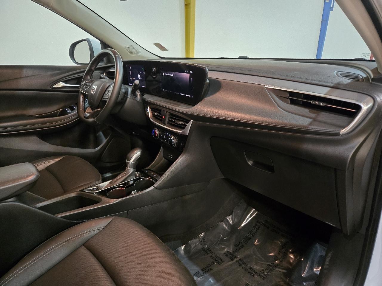 Buick Encore GX FWD 4dr Sport Touring 2024