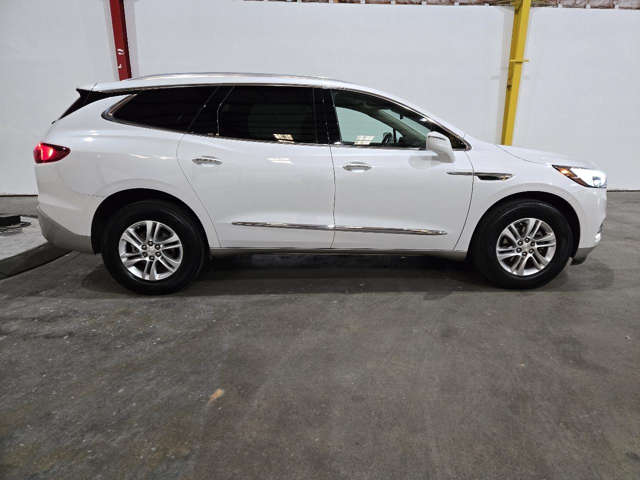 Buick Enclave FWD 4dr Premium 2018