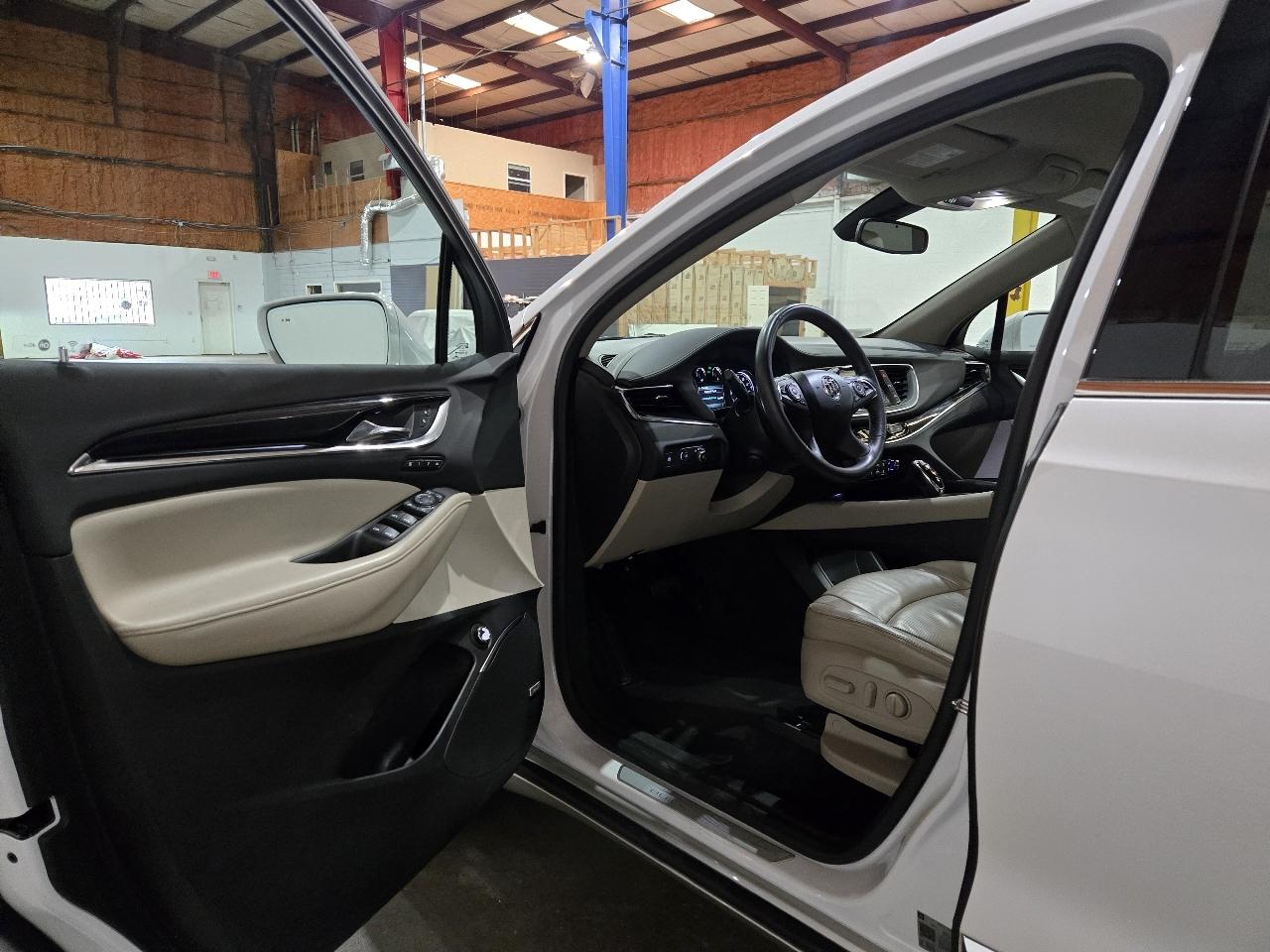 Buick Enclave FWD 4dr Premium 2018