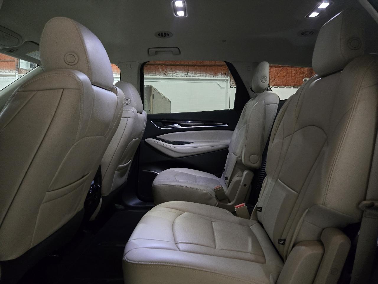 Buick Enclave FWD 4dr Premium 2018