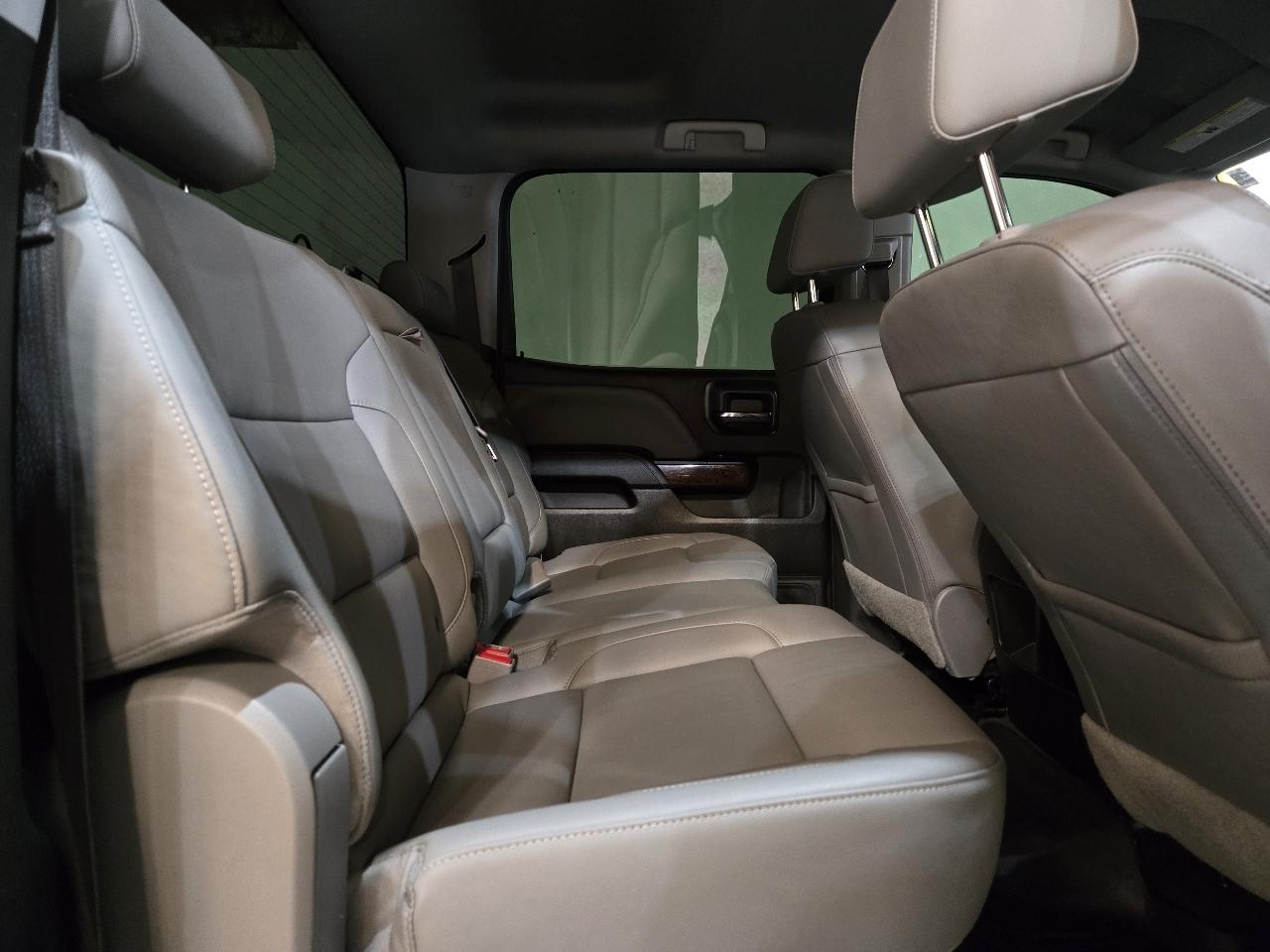 GMC Sierra 1500 4WD Crew Cab 143.5" SLT 2018