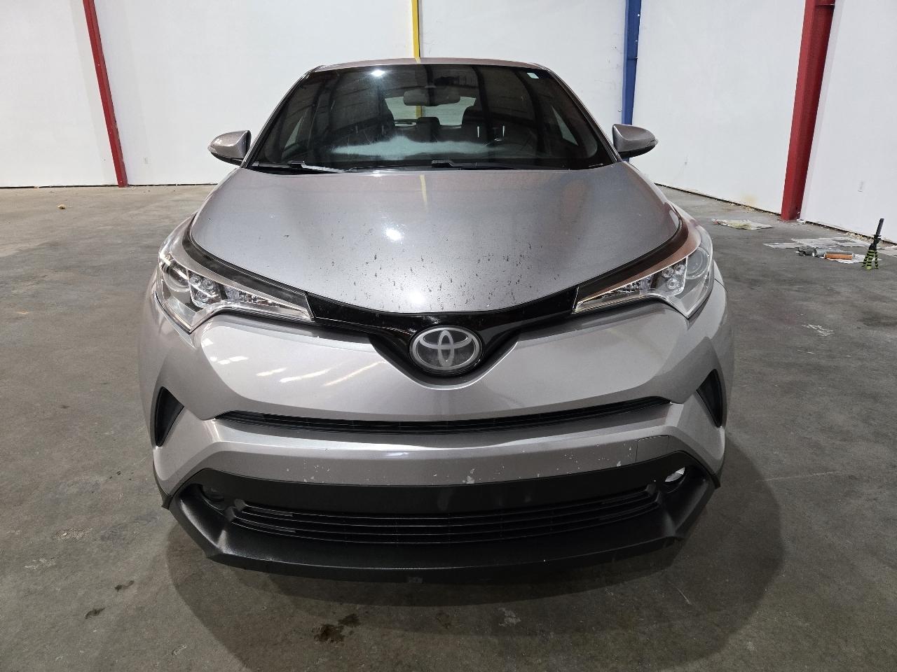 Toyota C-HR XLE FWD (Natl) 2018