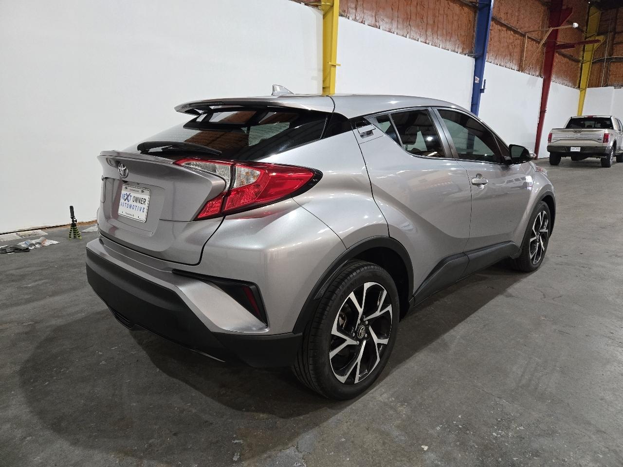 Toyota C-HR XLE FWD (Natl) 2018