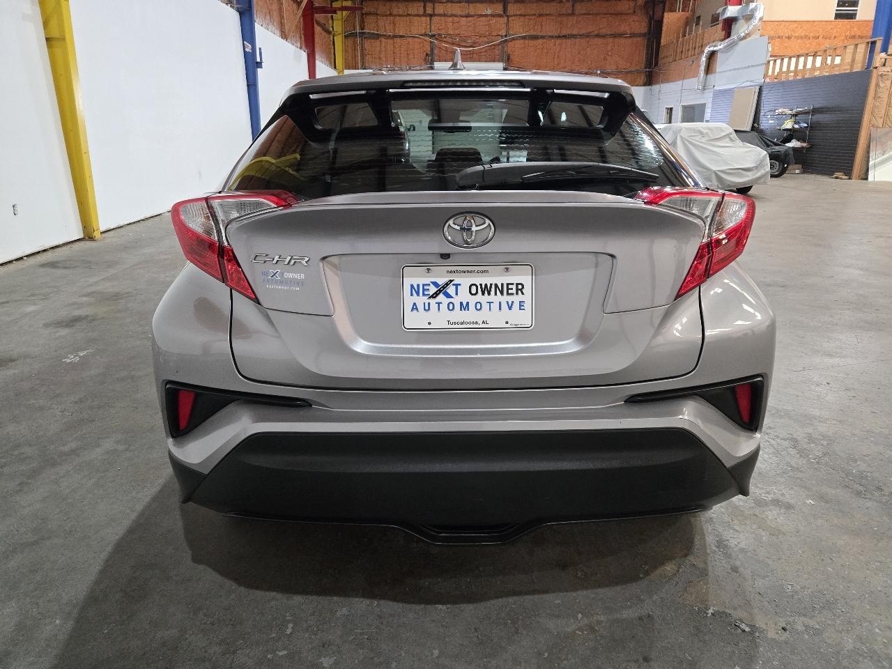 Toyota C-HR XLE FWD (Natl) 2018