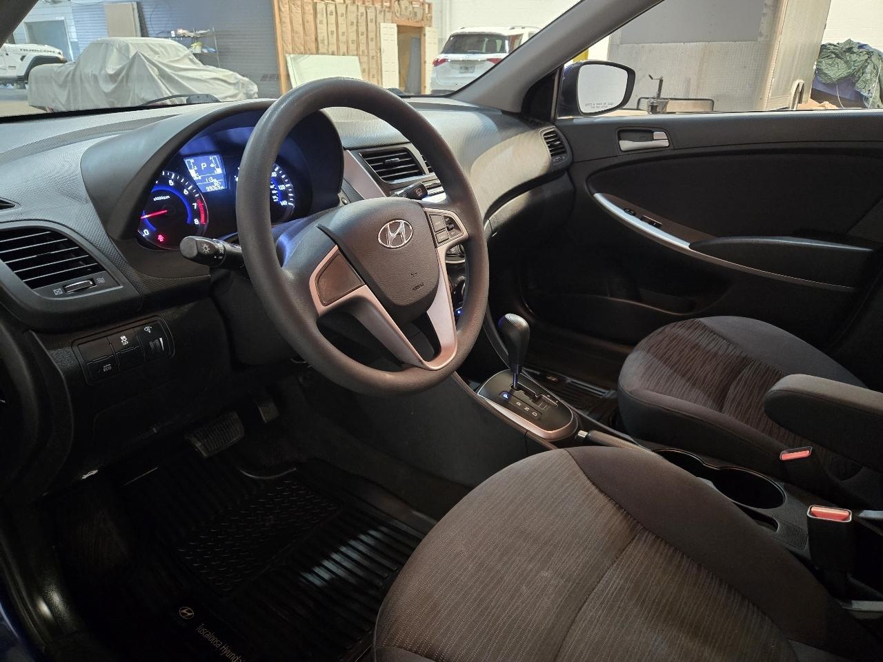 Hyundai Accent 5dr HB Auto SE 2016