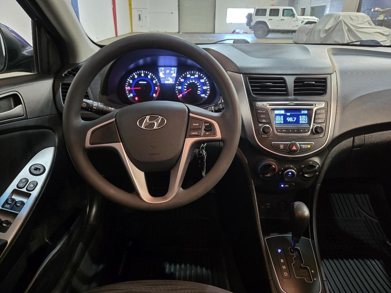 Hyundai Accent 5dr HB Auto SE 2016