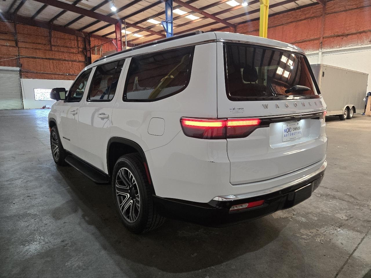 Jeep Wagoneer 4x2 2023