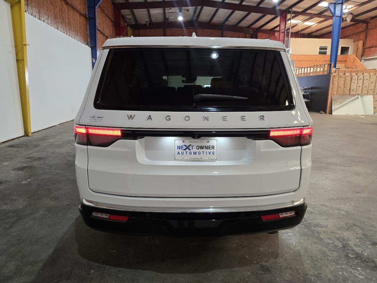 Jeep Wagoneer 4x2 2023