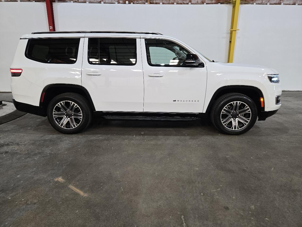 Jeep Wagoneer 4x2 2023