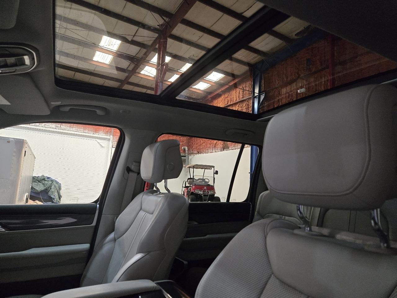 Jeep Wagoneer 4x2 2023