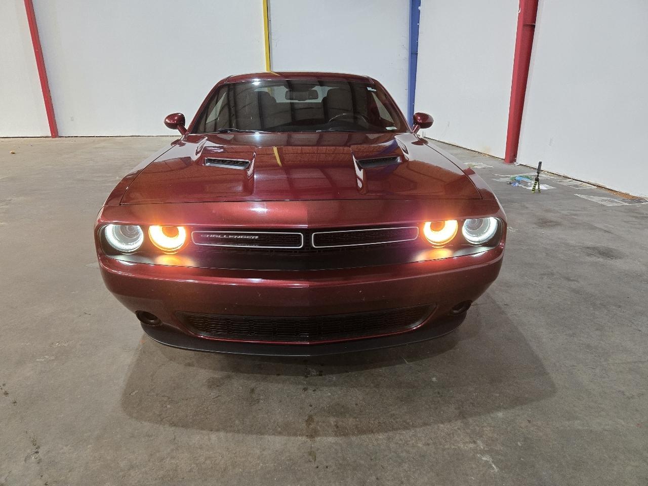 Dodge Challenger SXT RWD 2019