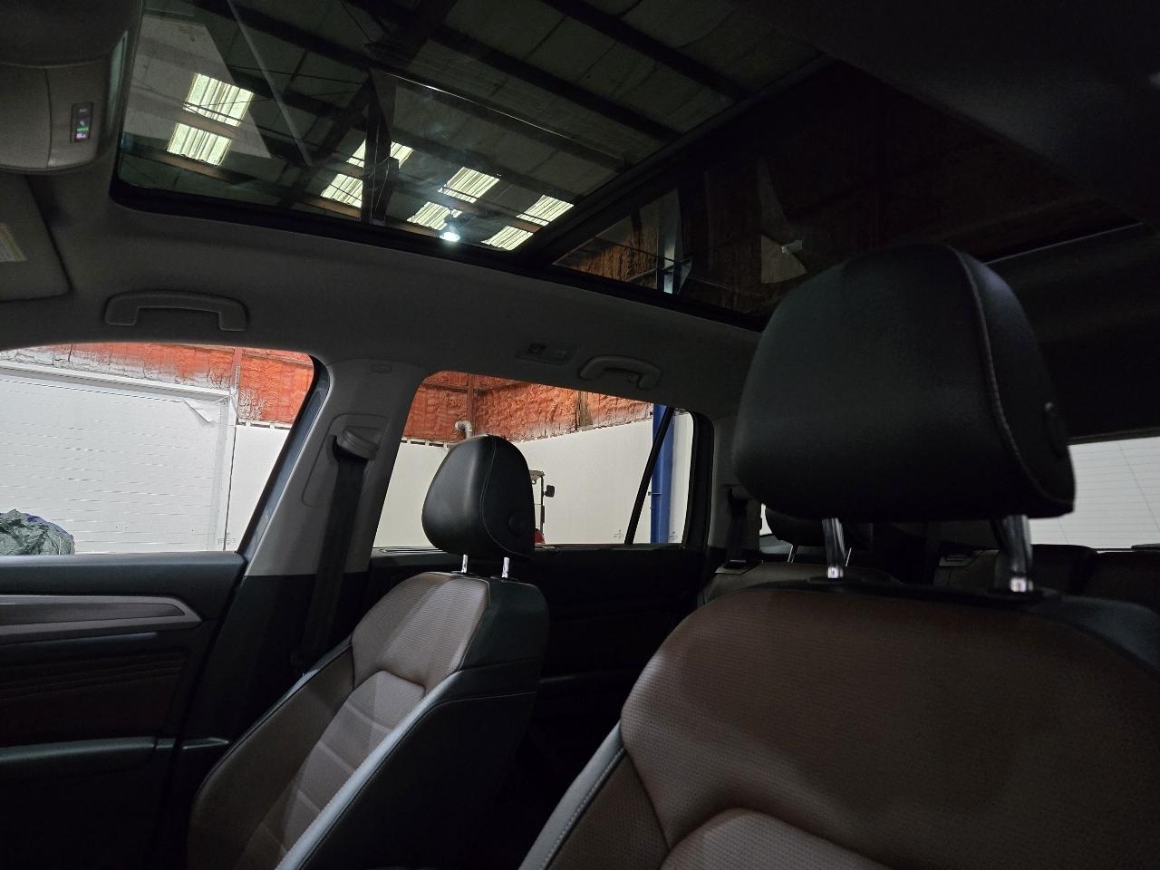 Volkswagen Atlas 2021.5 3.6L V6 SEL Premium 4MOTION 2021