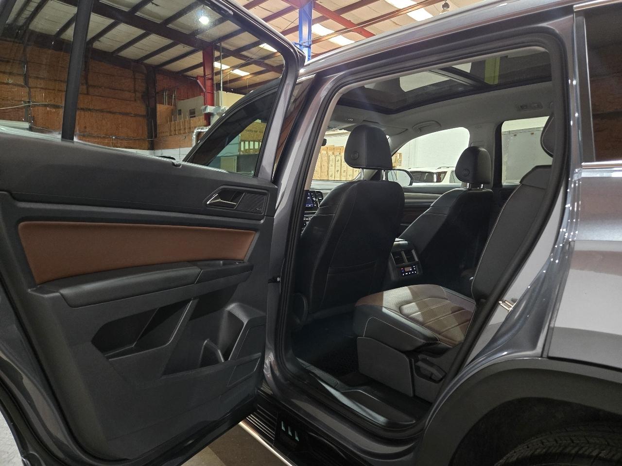 Volkswagen Atlas 2021.5 3.6L V6 SEL Premium 4MOTION 2021