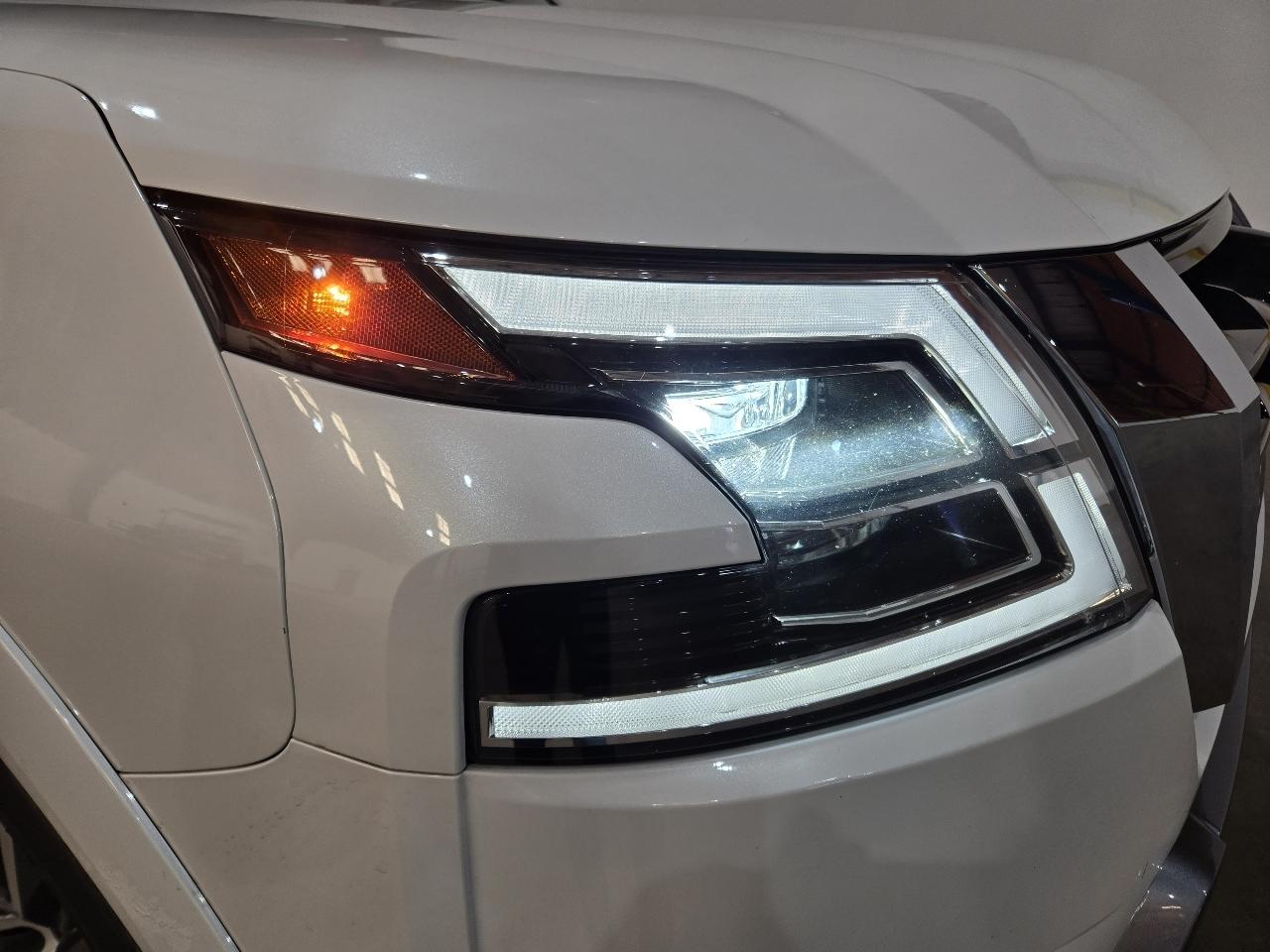 Nissan Armada 4x2 SL 2023