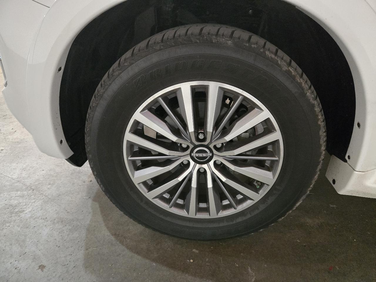 Nissan Armada 4x2 SL 2023