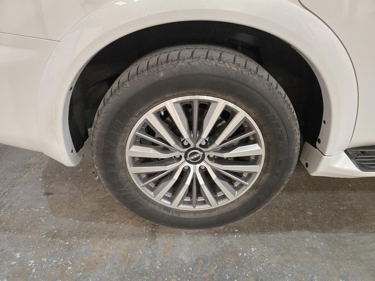 Nissan Armada 4x2 SL 2023