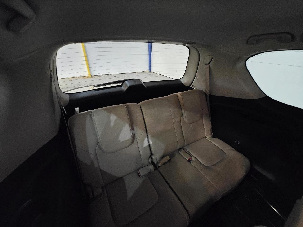 Nissan Armada 4x2 SL 2023