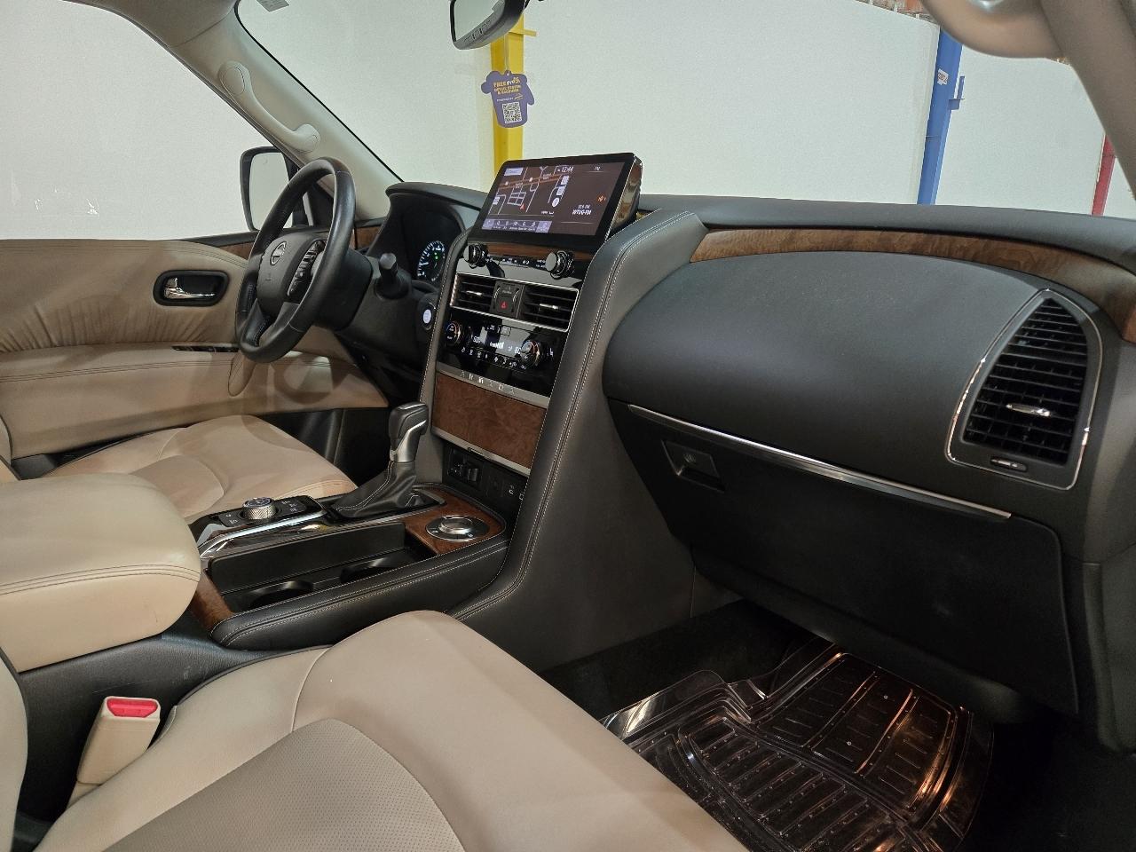 Nissan Armada 4x2 SL 2023