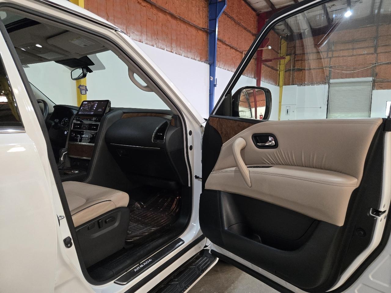 Nissan Armada 4x2 SL 2023