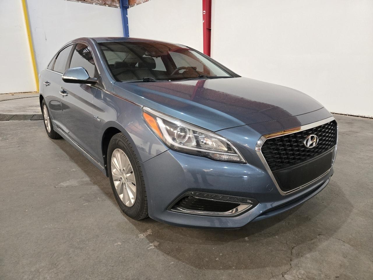 2016 Hyundai Sonata Hybrid 4dr Sdn SE
