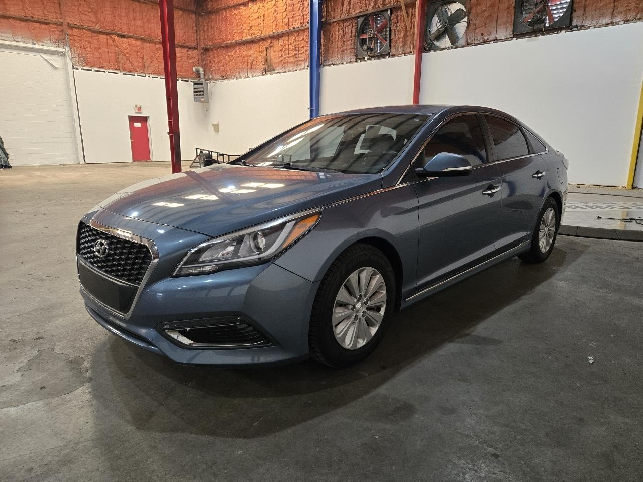 Hyundai Sonata Hybrid 4dr Sdn SE 2016