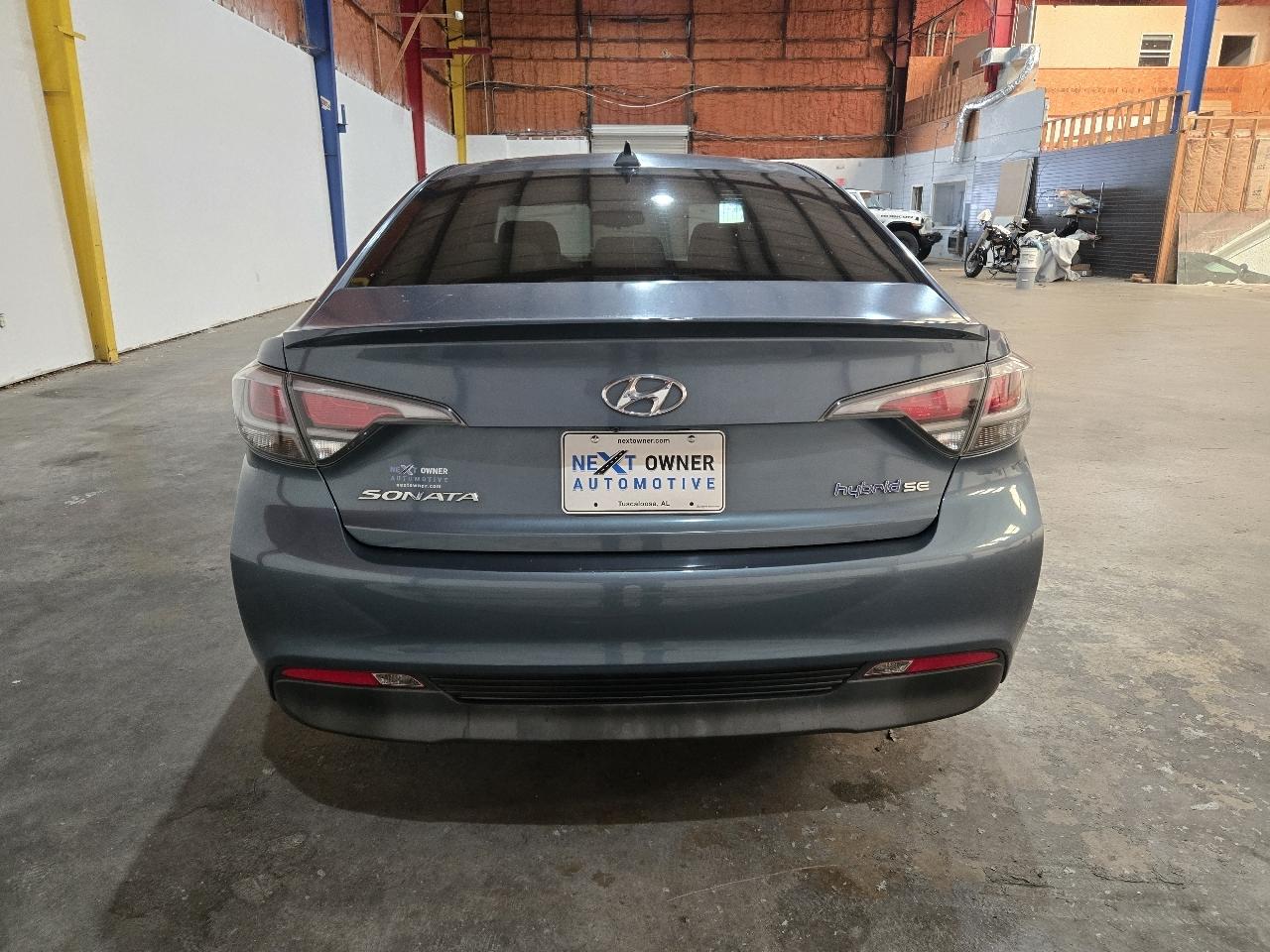 Hyundai Sonata Hybrid 4dr Sdn SE 2016