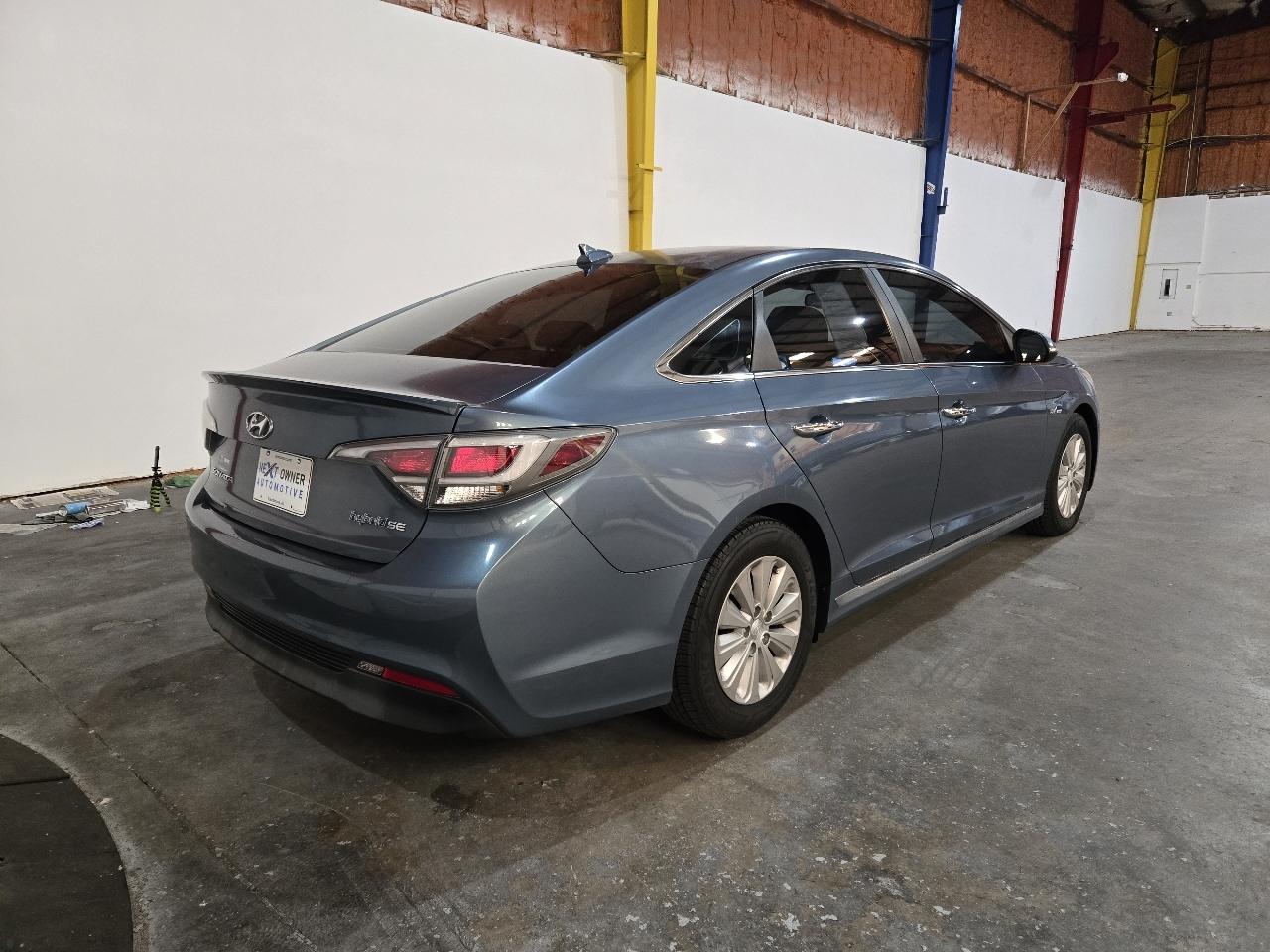 Hyundai Sonata Hybrid 4dr Sdn SE 2016