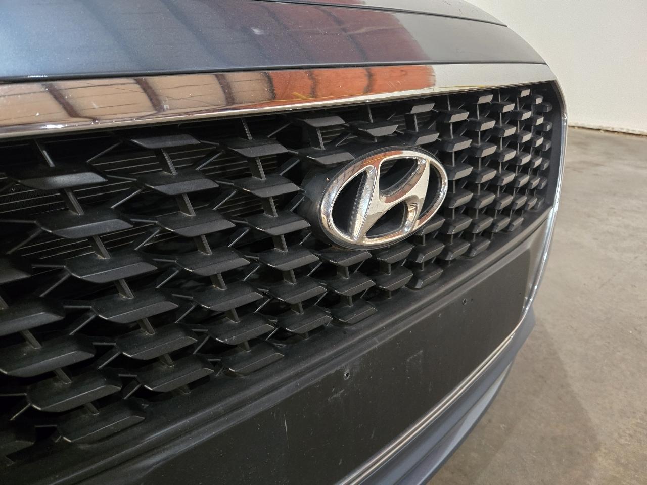 Hyundai Sonata Hybrid 4dr Sdn SE 2016