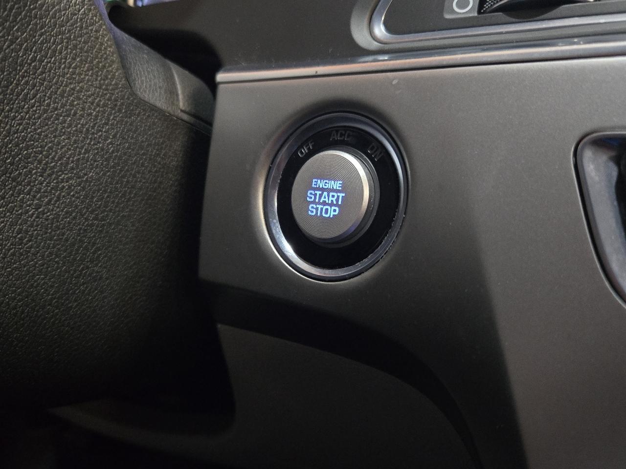 Hyundai Sonata Hybrid 4dr Sdn SE 2016